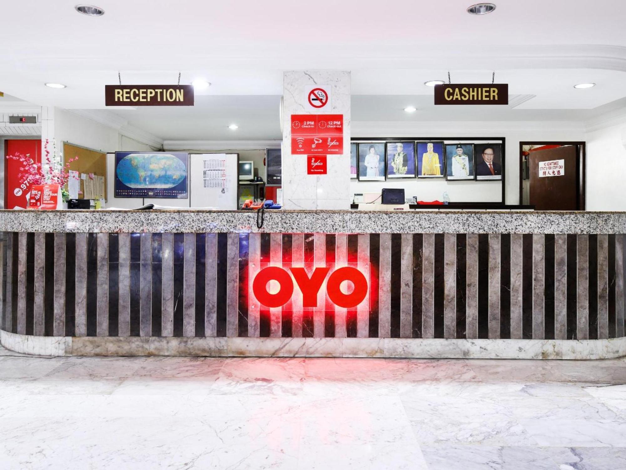 Super Oyo 979 Hua Kuok Inn Kuching Exterior photo